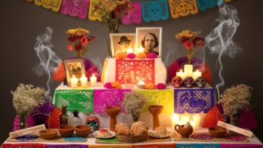 Día de los Muertos: A Community Ofrenda Project
